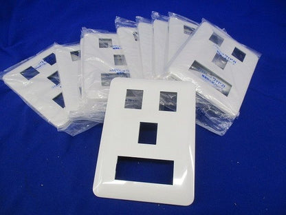 簡易耐火ラウンドコンセントプレート(10枚入り)(ホワイト) WTF7776