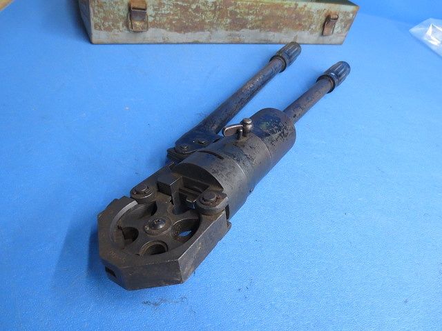 手動油圧式工具(ケース付)(ジャンク品)カクタス S-90
