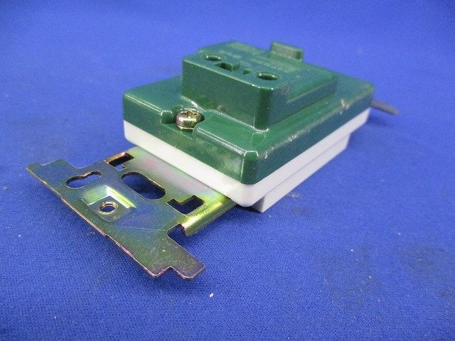 埋込コンセント(10個入)(キズ・汚れ有) WN1222