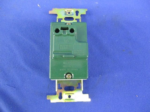 埋込コンセント(10個入)(キズ・汚れ有) WN1222