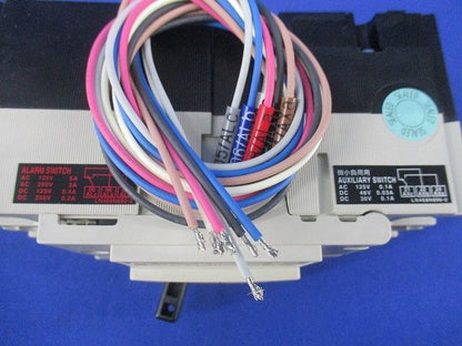 ノーヒューズブレーカ2P30A(アラームスイッチ無し) NF63-HV