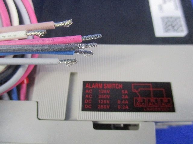 ノーヒューズブレーカ3P30A(アラームスイッチ無し) NF-63-CV