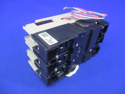 ノーヒューズブレーカー3P30A(アラームスイッチ無し)(汚れ有) NF63-NCV