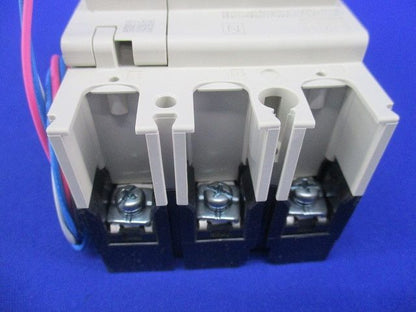 ノーヒューズブレーカー3P30A(アラームスイッチ無し)(汚れ有) NF63-NCV