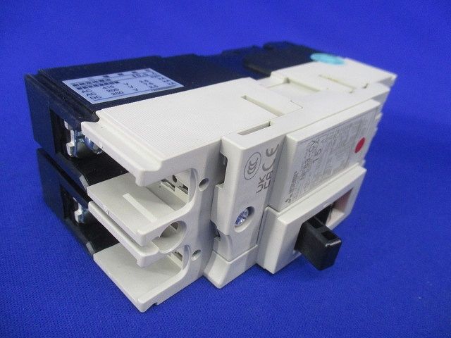 ノーヒューズブレーカ2P15A NF63-CV
