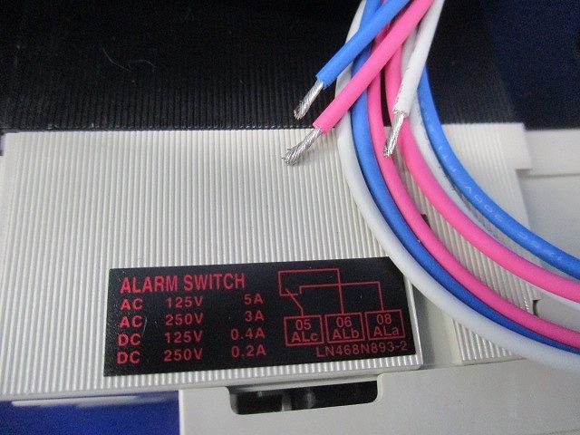 ノーヒューズブレーカ2P20A(汚れ有)(アラームスイッチ無し) NF63-HV