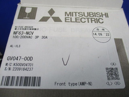 ノーヒューズブレーカー3P30A(アラームスイッチ付)(汚れ有) NF63-NCV