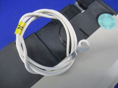 ノーヒューズブレーカー3P30A(アラームスイッチ付)(汚れ有) NF63-NCV