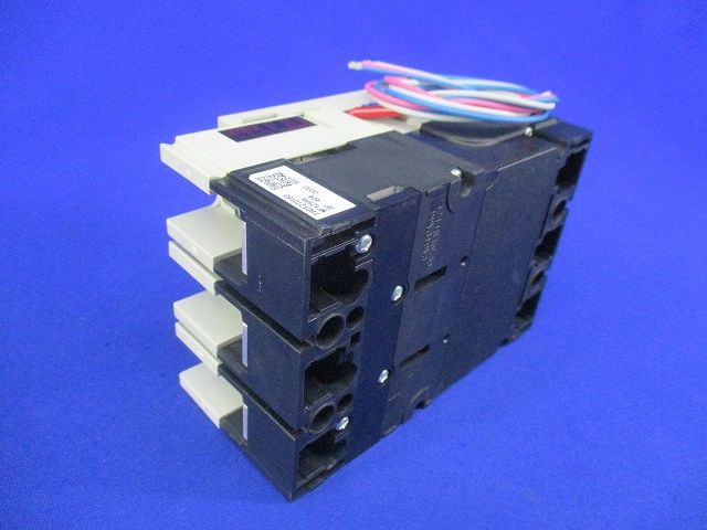 ノーヒューズブレーカ3P40A(アラームスイッチ付) NF125-HV