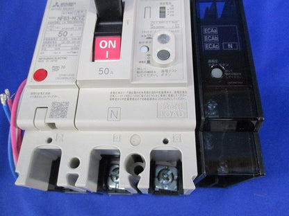 ノーヒューズブレーカ3P3E50A(単3中性線欠相保護,アラームスイッチ付) NF63-NCVZ