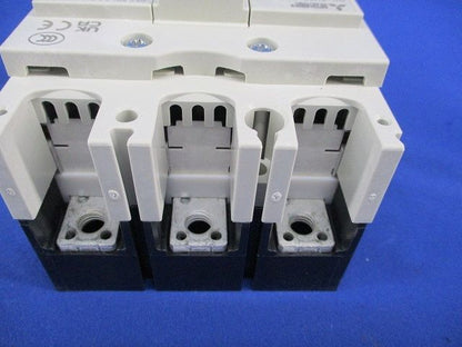 ノーヒューズブレーカ3P20A(アラームスイッチ無し) NF125-HV