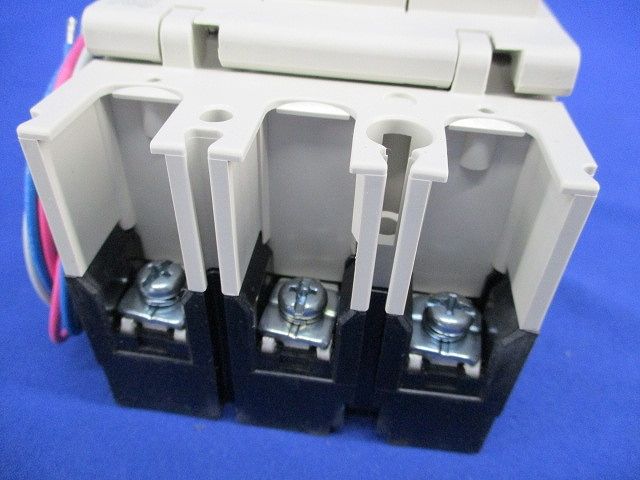 ノーヒューズブレーカ3P20A(アラームスイッチ付) NF63-HV