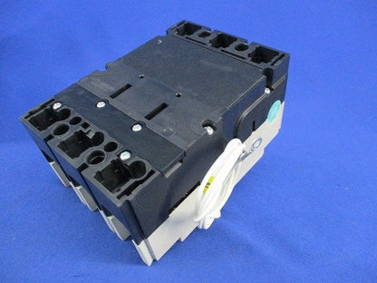 ノーヒューズブレーカ3P60A(中線欠線保護付)(アラームスイッチ無し) NF125-NCV