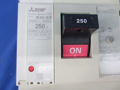 ノーヒューズブレーカ3P250A(中線欠線保護付)(アラームスイッチ無し) NF400-NCW