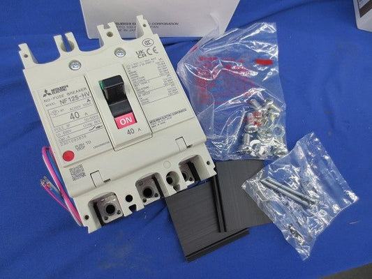 ノーヒューズブレーカ3P40A(アラームスイッチ無し) NF125-HV