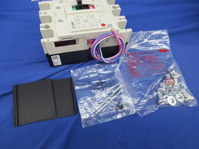 ノーヒューズブレーカ3P40A(アラームスイッチ無し) NF125-HV