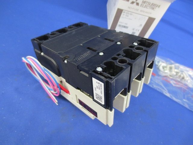 ノーヒューズブレーカ3P30A(アラームスイッチ無し) NF125-HV