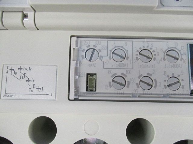 漏電遮断器3P3E200-400A(アラームスイッチ無し) NV400-HEW