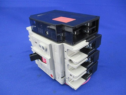 ノーヒューズブレーカ3P3E50A(アラームスイッチ付)(汚れ有) NF63-NCVZ