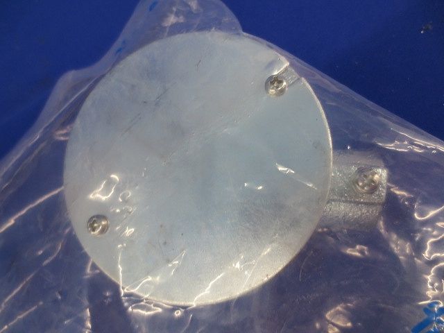 ねじなしTC丸型露出ボックス 亜鉛(新品未開封) TC01Z16