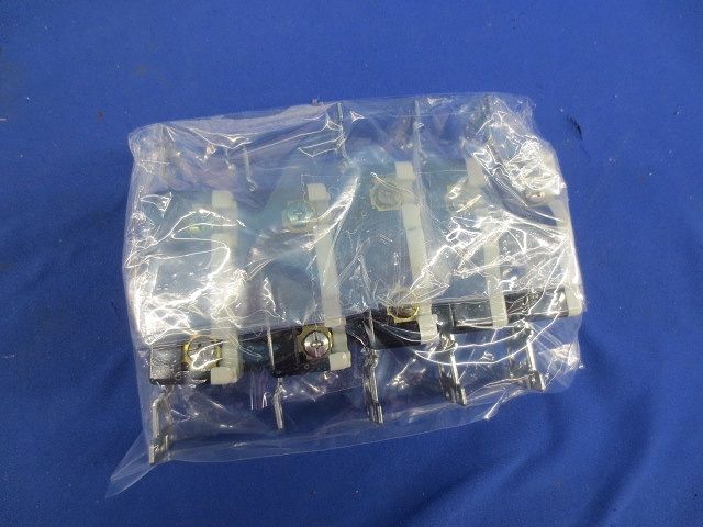 引掛埋込コンセントセット(メーカー混在5個入) WF2215K他