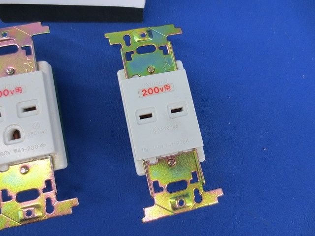埋込コンセントセット(混在4個入)National WN1012他