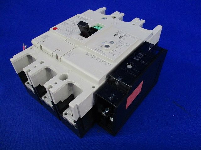 ノーヒューズブレーカ3P125A(アラームスイッチ付) NF250-NCVZ