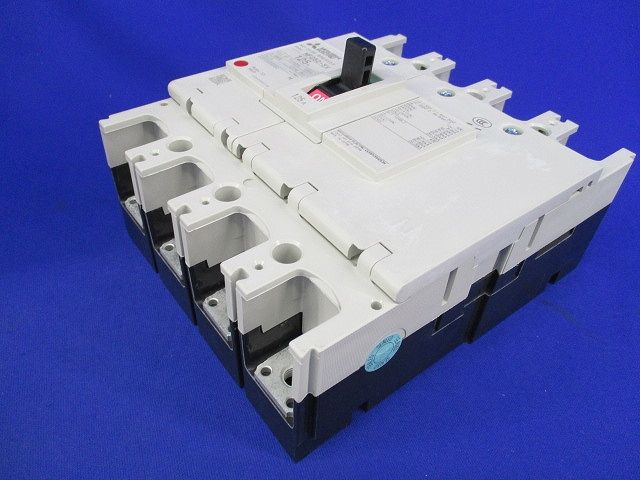 ノーヒューズブレーカー4P125A NF250-SV