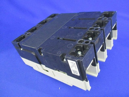 ノーヒューズブレーカー4P125A NF250-SV