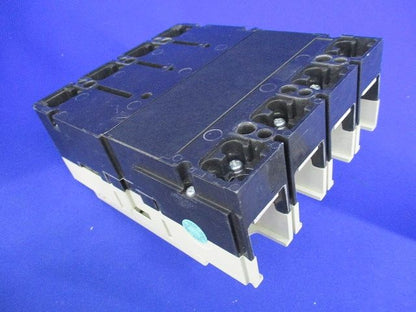 ノーヒューズブレーカー4P225A NF250-SV