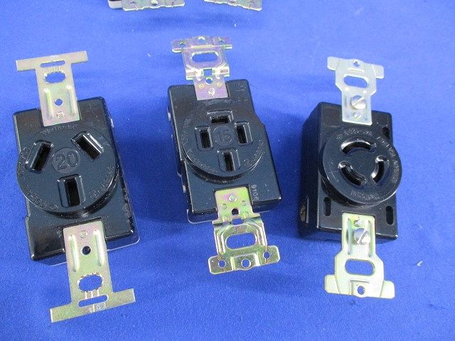 引掛埋込コンセントセット(混在5個入)(傷・汚れ有) WF2315K他