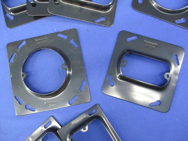 塗装中型四角スイッチカバー2コ用(混在15個入)(キズ・汚れ有) DS47112B他