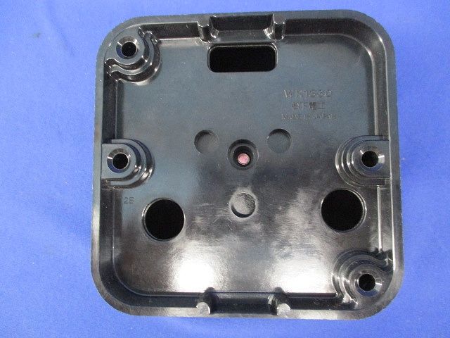 3P30A角型コンセント(キズ・汚れ有) National WK1330