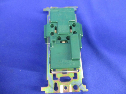 引掛埋込ダブルコンセント(10個入)(キズ･汚れ有)National WF2312