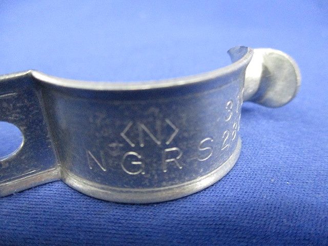 パイラッククリップ 電線管支持クリップ(20個入) 31C28C