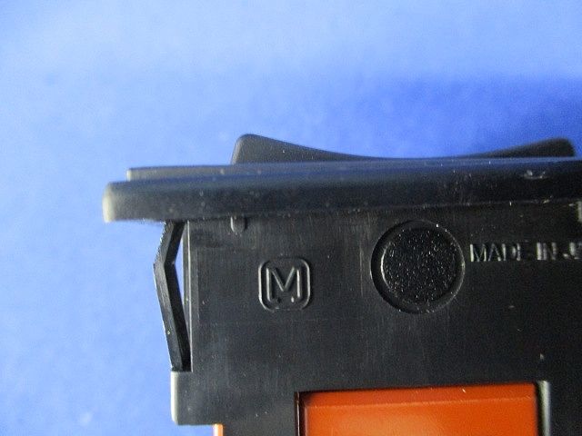 ハイスナップスイッチ(ロッカースイッチ)(2個入) TRC115E-BF