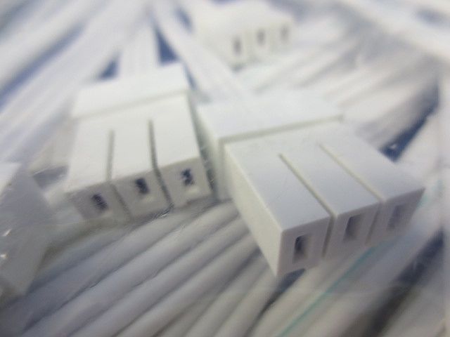 渡りコード 片切り(10本入)(白)(新品未開封) DKP2500