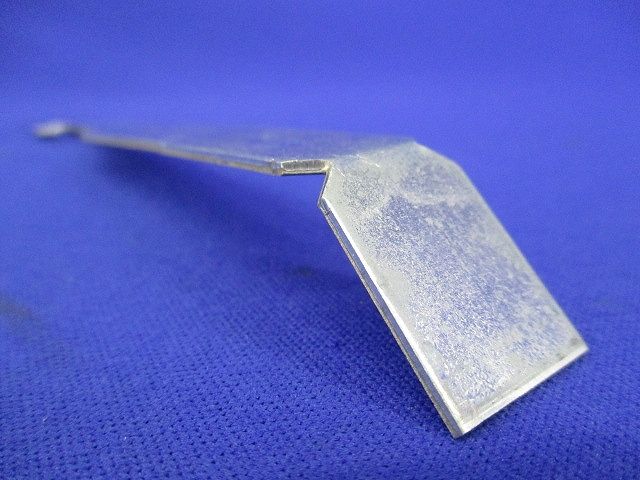 セルフロックバンド用支持金具(17個入) HSBDS1GN