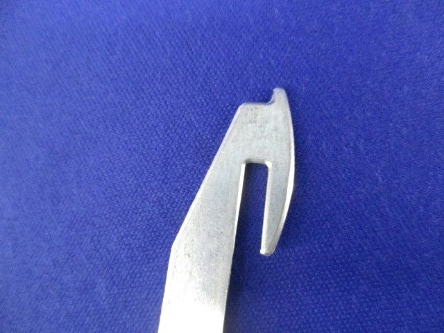 セルフロックバンド用支持金具(17個入) HSBDS1GN
