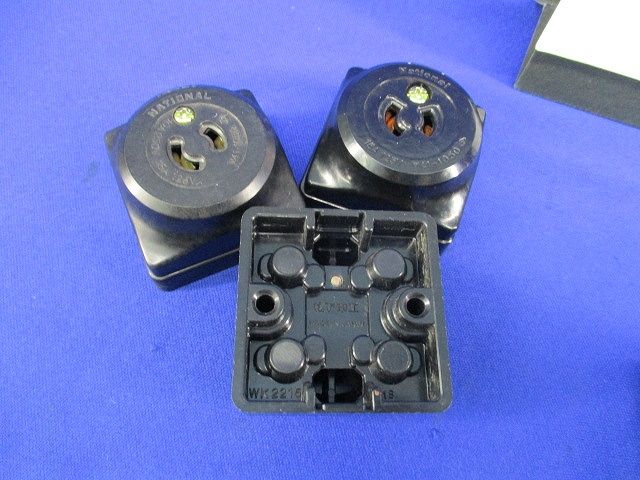 引掛露出コンセントセット(混在6個入)(キズ･汚れ有) WK2315K他