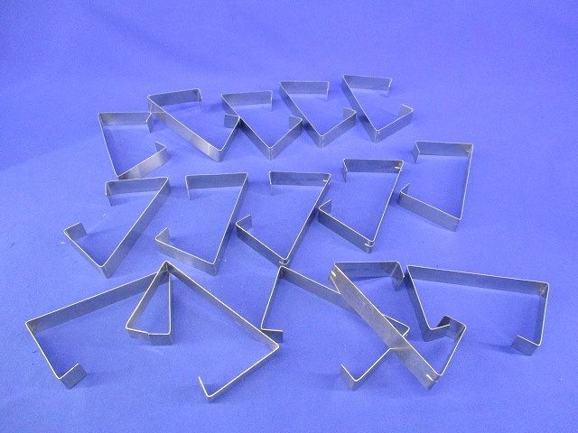 カバー止め金具(15個入)(汚れ有) DF12C