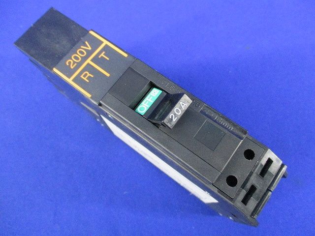 サーキットブレーカ2P2E20A(テプラ痕有) BKF-50P