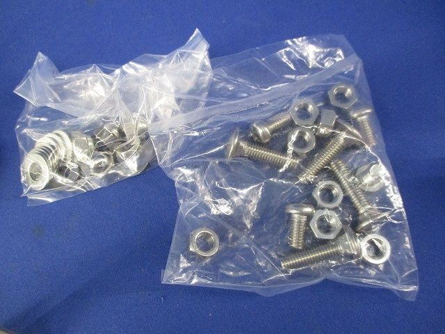 立上りカバー止め金具(ステンレス)(4組入) CVV7A1