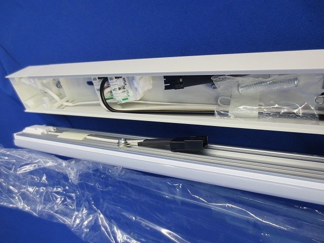 LED建築化照明(調光兼用型) TRH1000WWD-K2-FPL