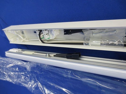 LED建築化照明(調光兼用型) TRH1000WWD-K2-FPL