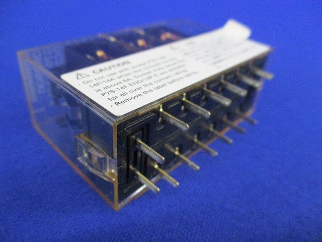 セーフティーリレー DC24V(汚れ有) G7S-4A2B-E
