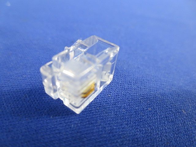 モジュラープラグ6極2芯(72個入) 型番不明