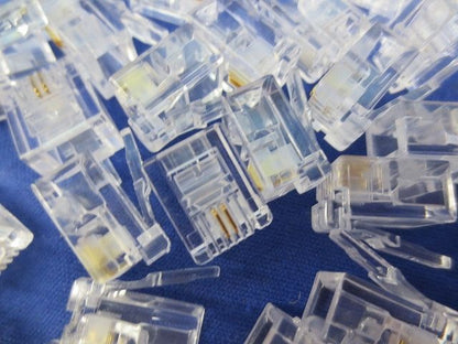 モジュラープラグ6極2芯(72個入) 型番不明