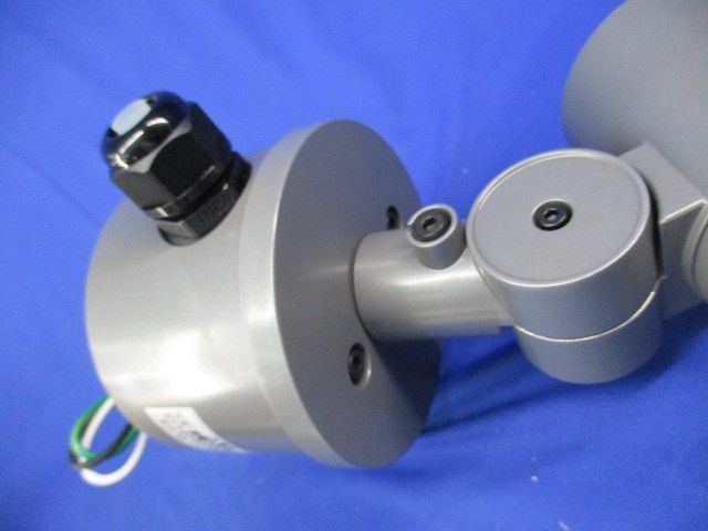 屋外用スポットライトφ65(電球色) YYY32124KLE1