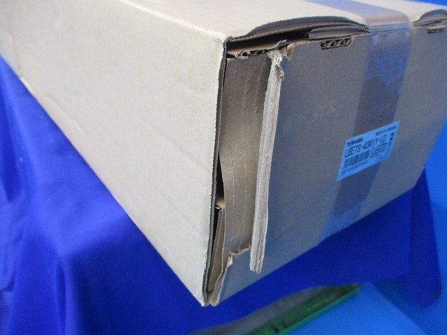 40形人感電池内蔵階段灯(新品未開梱) LEETS-4301Y-LD